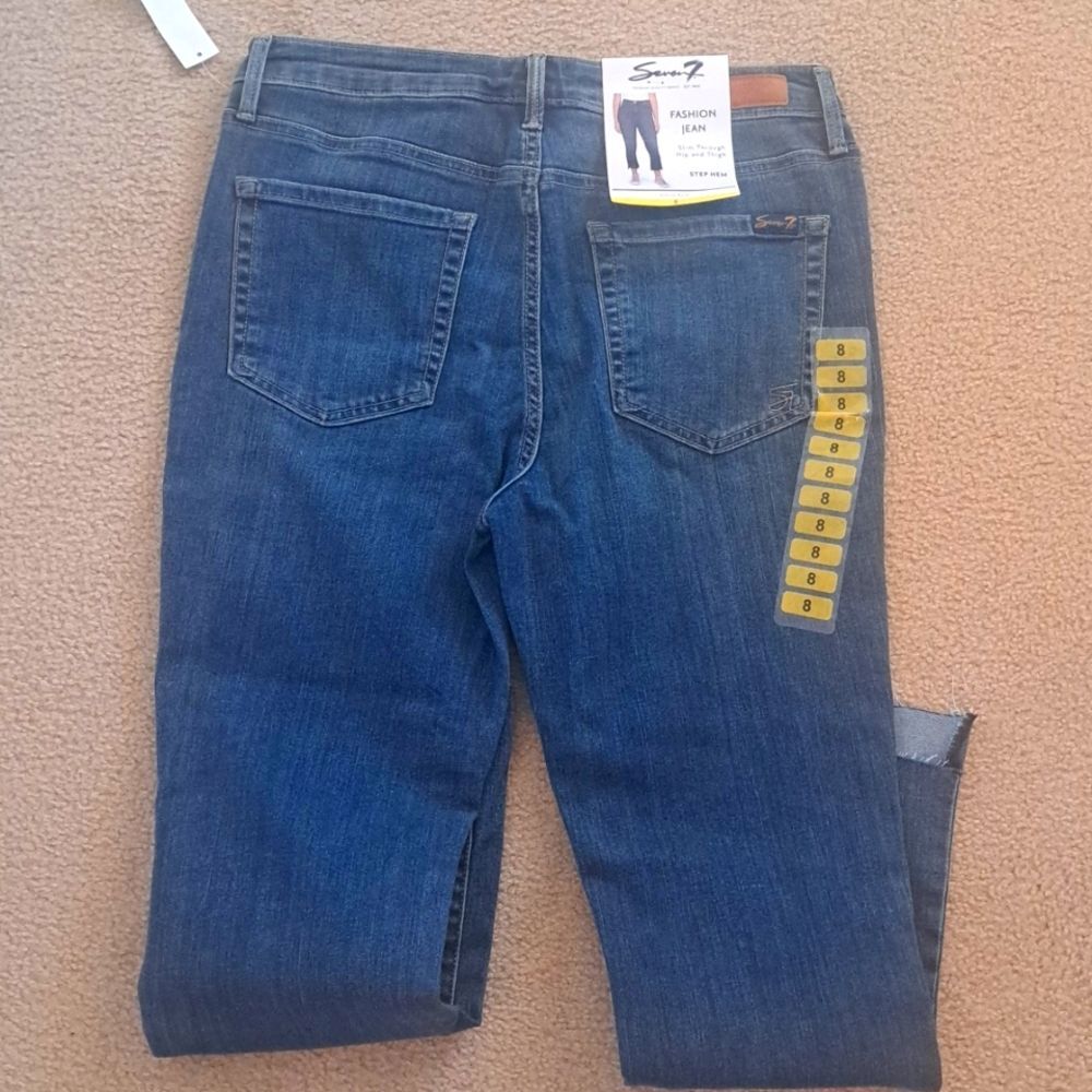 SIZE 8  (WAIST 31)    SEVEN7 FASHION MAHONE JEANS